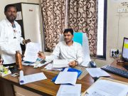 सोलर योजनेतील विलंबाबाबत प्रकल्प अधिकाऱ्यांना निवेदन