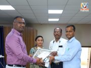 श्री व्यंकटेश महाविद्यालयात भारताचे संविधान ग्रंथ व उद्देशिका वितरण संपन्न