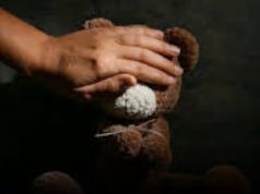 जन्मदात्या बापाने तीन दिवसाच्या मुलिस मारून टाकले ,