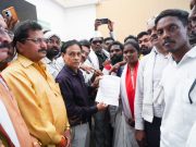 कोलाम बांधवांच्या ‘पायदळ लाँग मार्च’ची पालकमंत्र्यांच्या कार्यालयात सांगतामं “मत्री संजय राठोड यांच्याकडून आंदोलनाची दखल’