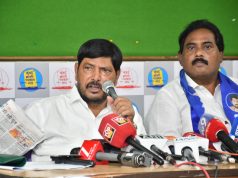 छोटे पक्ष, गट, संघटनांनी रिपब्लिकन पक्षात सामील व्हावे ~ केंद्रीय राज्यमंत्री रामदास आठवले यांचे आवाहन