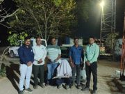 कार मध्ये तलवार घेऊन जाणाऱ्या युवकास अटक ,