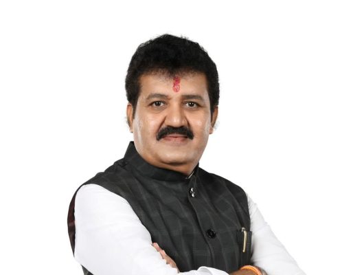 पीक विम्याच्या मदतीपासून शेतकरी वंचित राहू नये यासाठी पालकमंत्र्यांचा पुढाकार