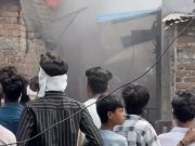 यवतमाळ शहरातील अप्सरा टॉकीज येथे अचानक घराला आग लागली