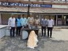 प्रवासी महिलेच्या दागिन्या ची पर्स चोरणाऱ्या करणाऱ्या महिलेस पोलिसांनी केली अटक