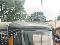 पोलीस स्टेशन मालेगांव येथील वाहतुक पोलीसांच्या सतर्कतेने चोरीचे वाहन पकडले ,